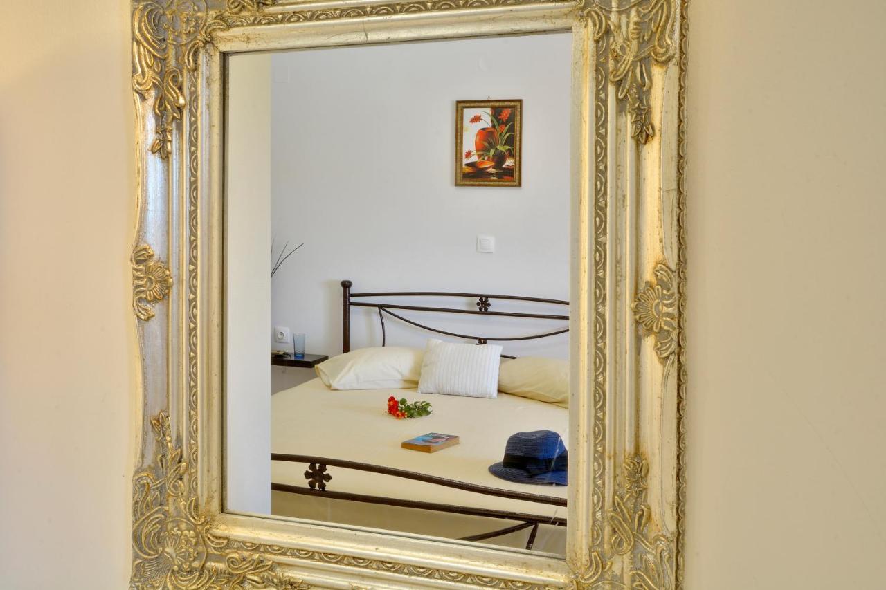 Alex Apartment Suites Virós Extérieur photo